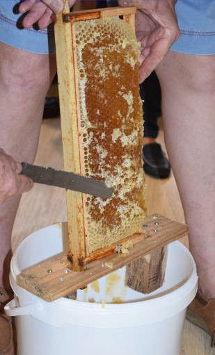 An almost uncapped frame